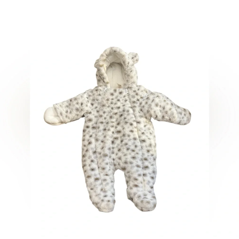 Adorable Cream and Gray Kids Footie